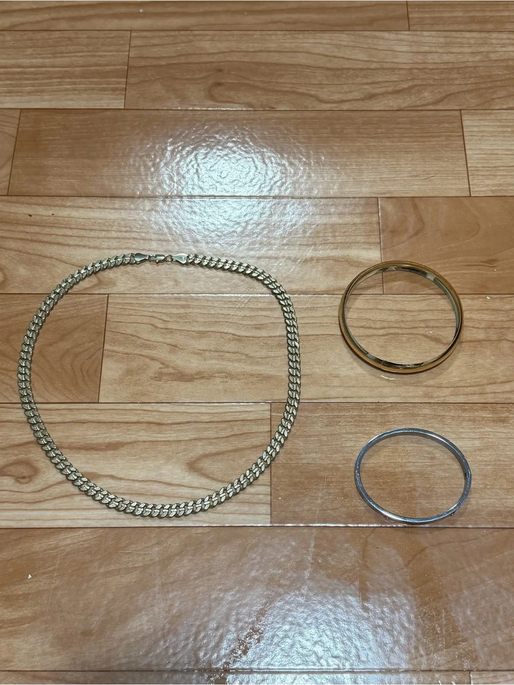 Gold and Silver Men’s Chain Necklace with Two Bangle Bracelets